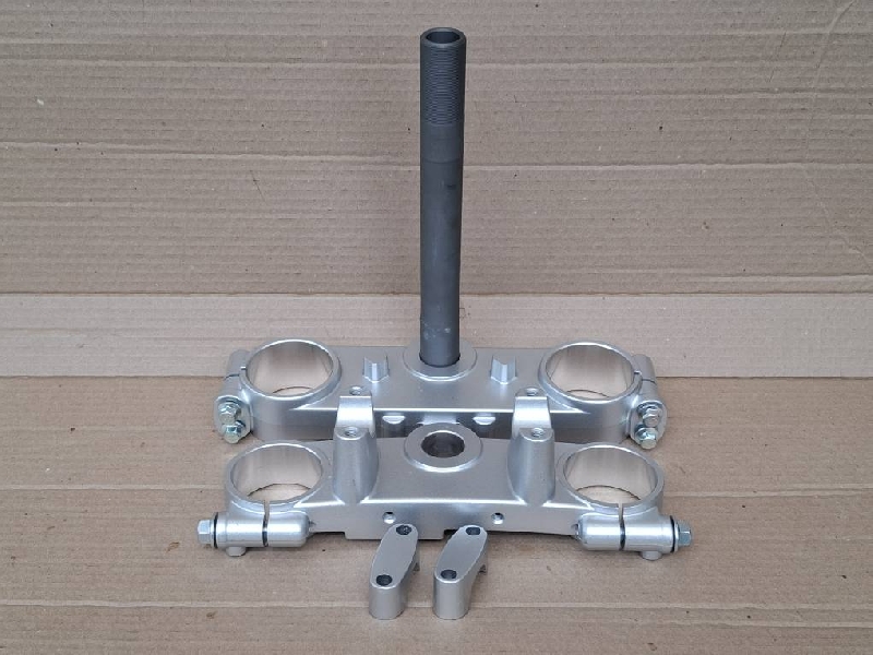 Траверсы Regulmoto Sport 003 верхняя и нижняя