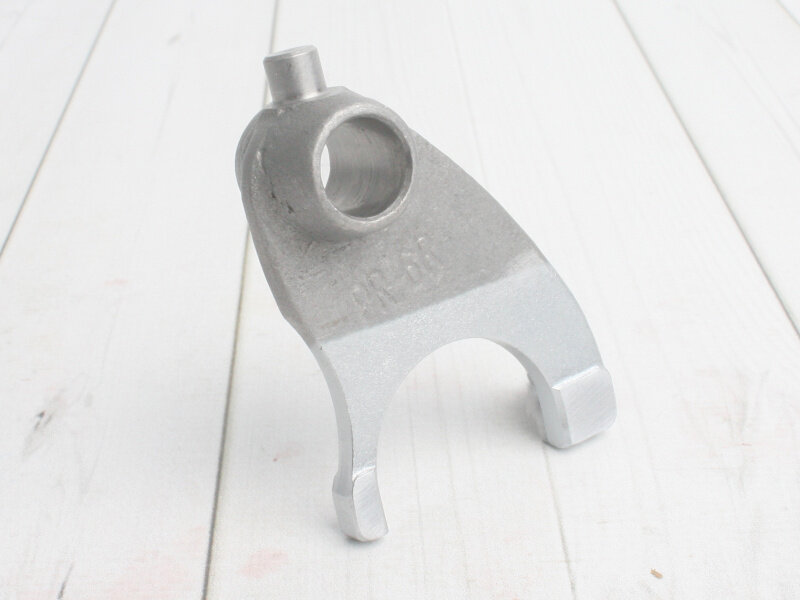 Вилка КПП Правая 172 PR