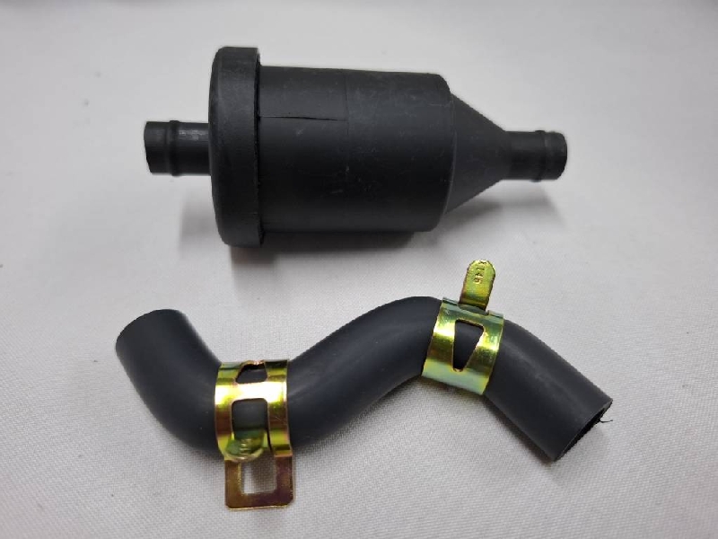 Клапан вентиляции картера со шлангом