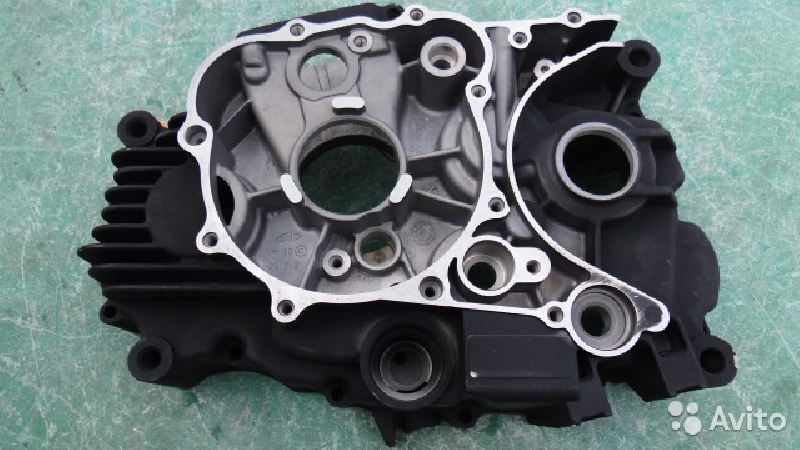 Картер левый 164FML RACER  Panther- Magnum