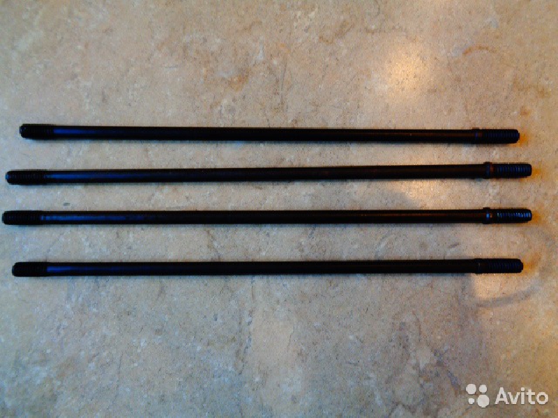 Шпильки цилиндра 110 сс