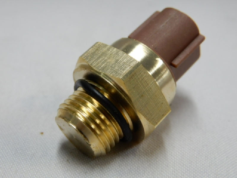 Датчик включения вентилятора D=16 мм (включение на 85 градусов)