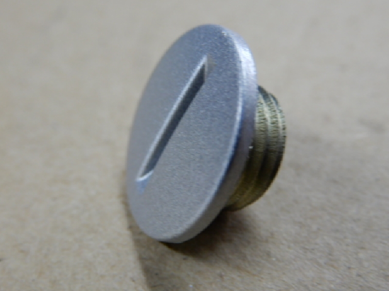 Болт пробка малая (в крышке генератора верхняя) d=13.5 мм (светлая)