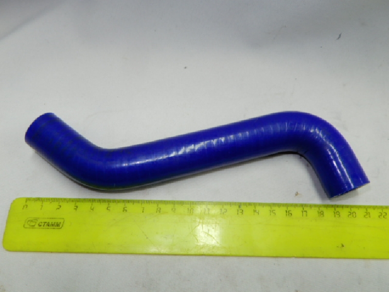 Патрубок радиатора (с двумя углами) BSE M8