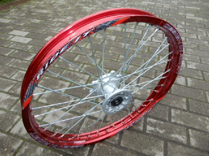 Колесо MOTOLAND XR 250 кросс (ось d= 15 мм )  (переднее R=21)