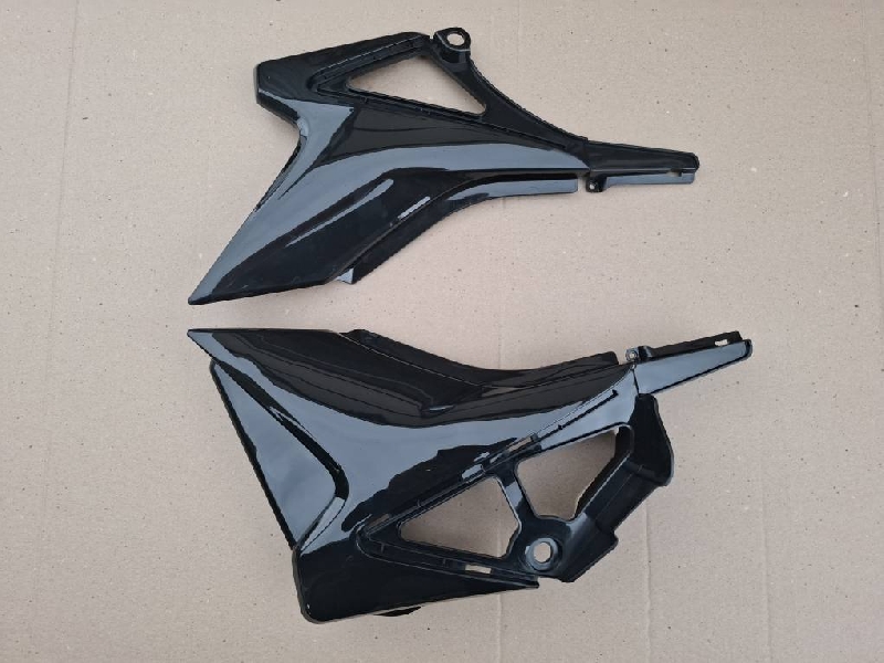 Пластик центральный Motoland EX-LT-ST- Enduro ( левый + правый ) глянцевый