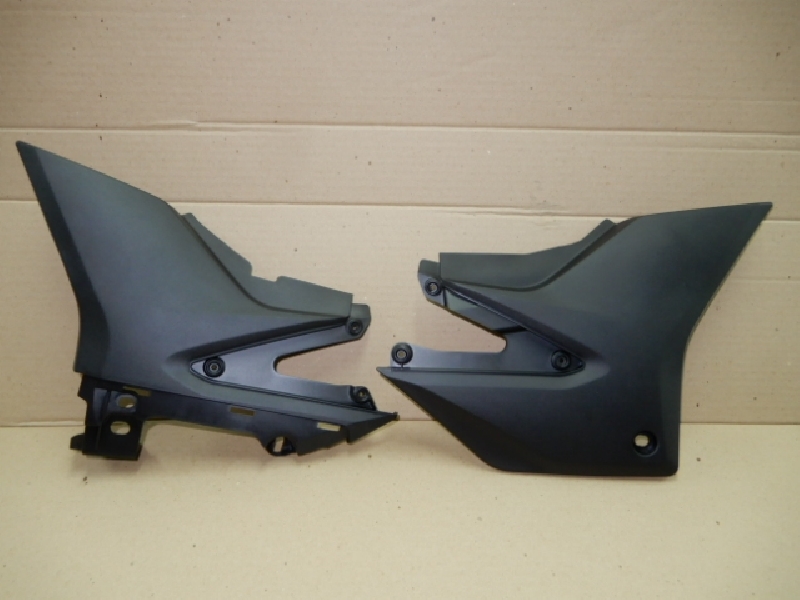 Motoland GS 250 пластик аккумуляторного отсека левый+правый