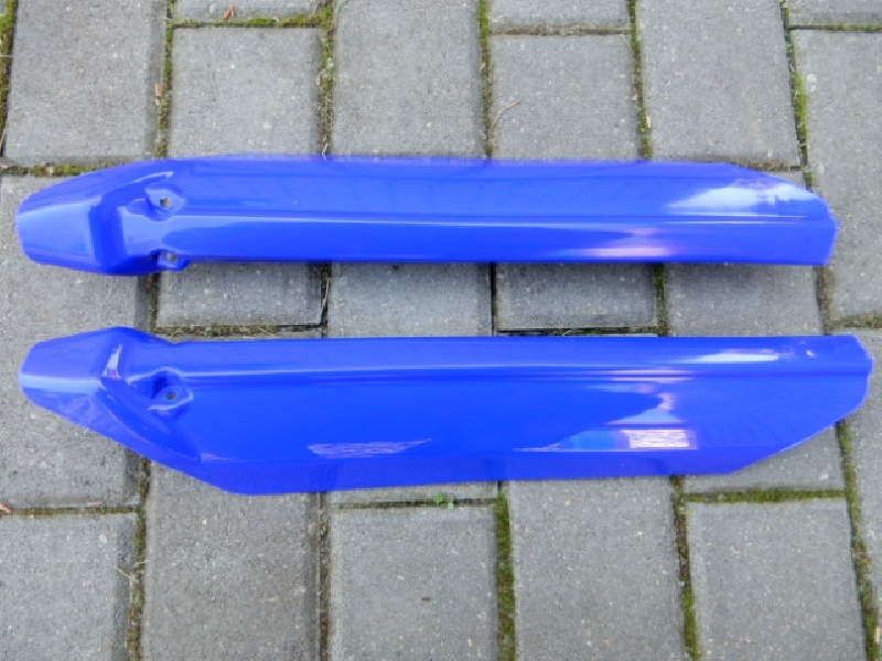 защита перьев вилки синяя