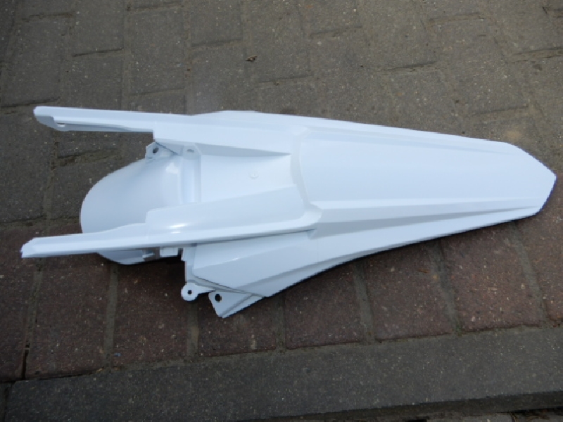 Заднее крыло Kayo K4