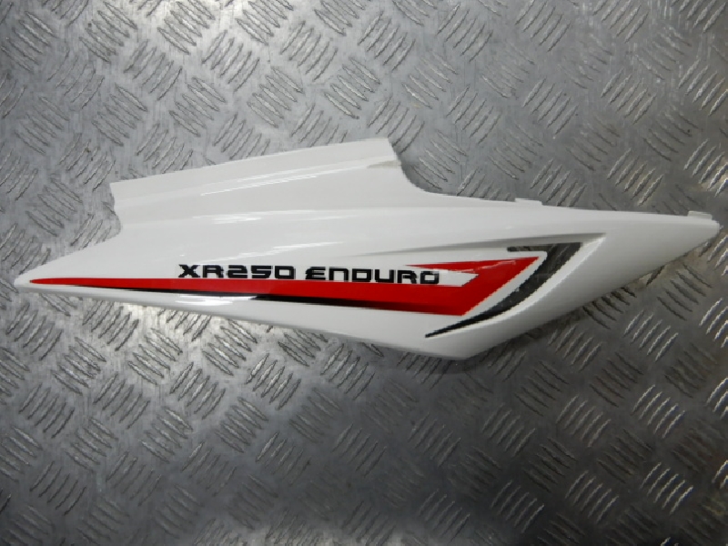 Пластик задний боковой правый Motoland XR 250 Enduro