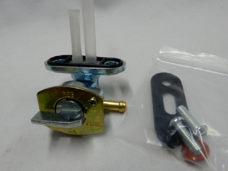 Кран топливный ATAKI EF250 (крепления 34 мм) H=34 мм (выход справа)