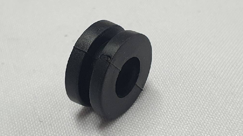Резинка пластика Regulmoto D=18 мм d= 8мм