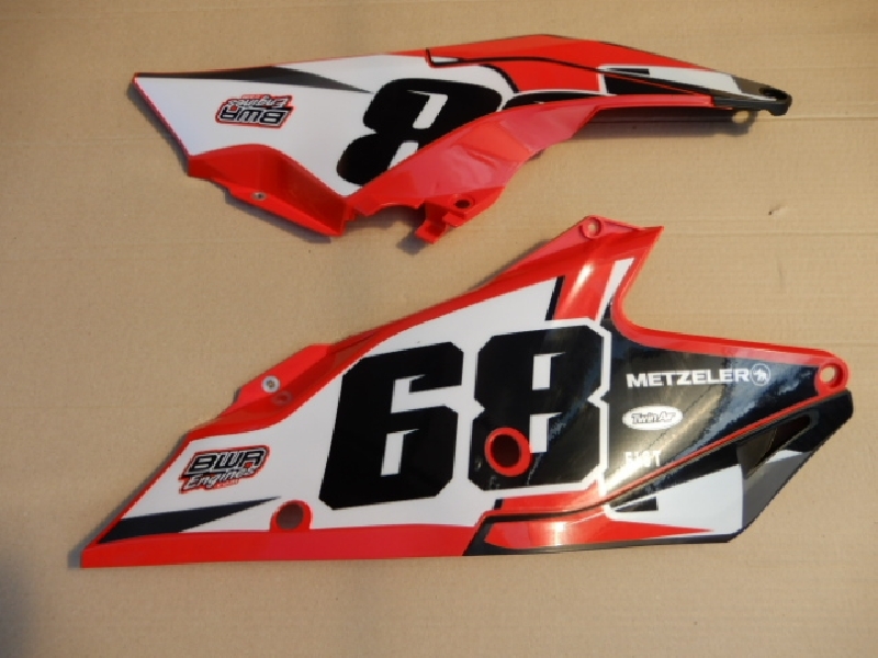 Пластик задний боковой Motoland EC250, Holeshot Red Edition, GASGAS EC/EC-F 2021-23 левый и правый