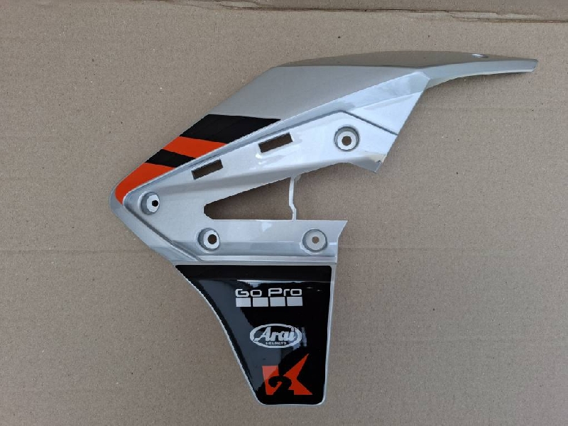 Облицовка бензобака передняя Racer K2 левая (с оранжевой полосой)