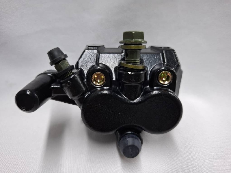 Передний суппорт Avantis A5, A6, KAYO T2 (без кронштейна) (крепления суппорта 66 мм)