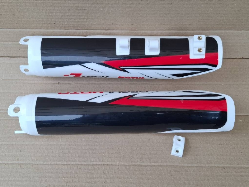 Защита перьев Regulmoto CR-Z 300 (левая и правая)