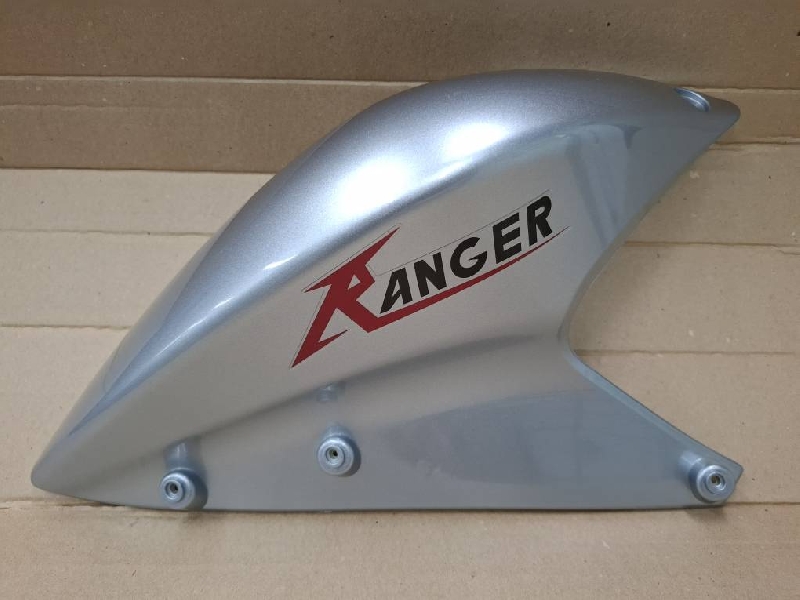 Верхняя облицовка бака Racer Ranger 200 ЛЕВАЯ серебристая