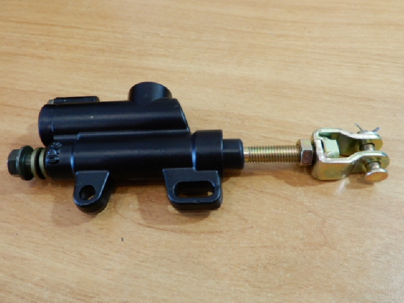 Задний тормозной цилиндр Fighter TSR 250 (Болт d=10 мм)