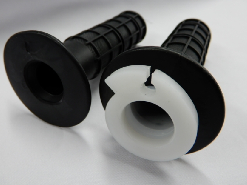 Грипсы открытые + ручка газа