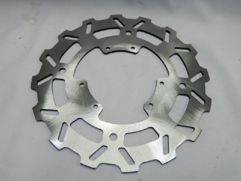 Передний BSE (D=260) отверстия крепления без углублений !