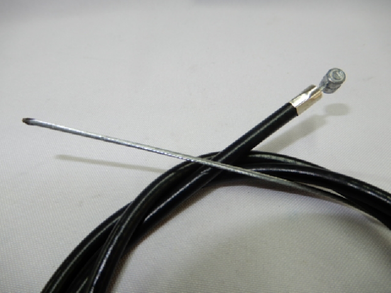 Трос BSE J1,J2 воздушной заслонки (74 см рубашка) выход 15 см