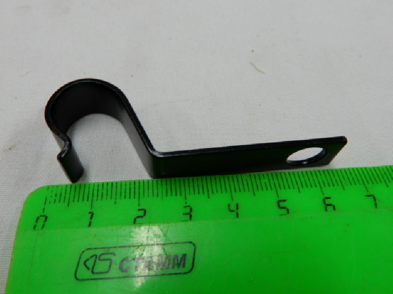 крепление тормозного шланга №2