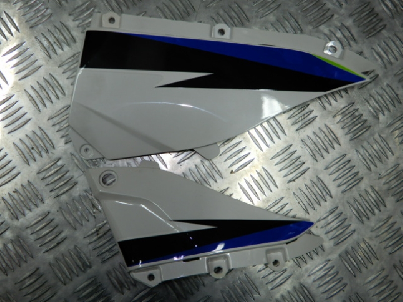 Racer RC300-GY8A Enduro 300 (боковые нижние левая + правая ) черно-зелено-синие