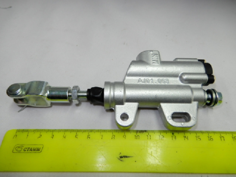 Задний тормозной цилиндр Regulmoto Athlete (ОРИГИНАЛ)