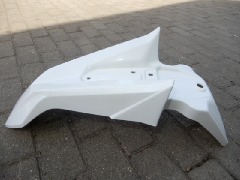 Racer RC300-GY8K XVR крыло переднее