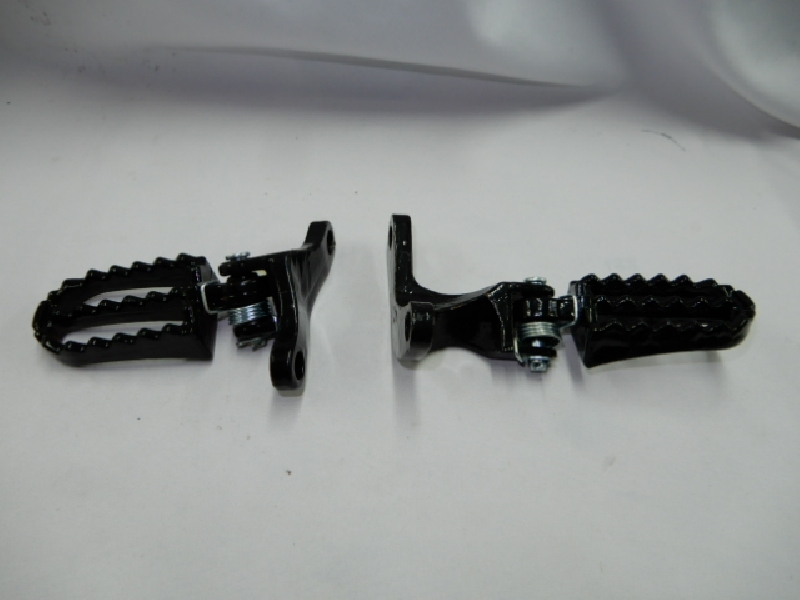 Подножки водительские Regulmoto Sport 003 (левая + правая) (с креплениями)