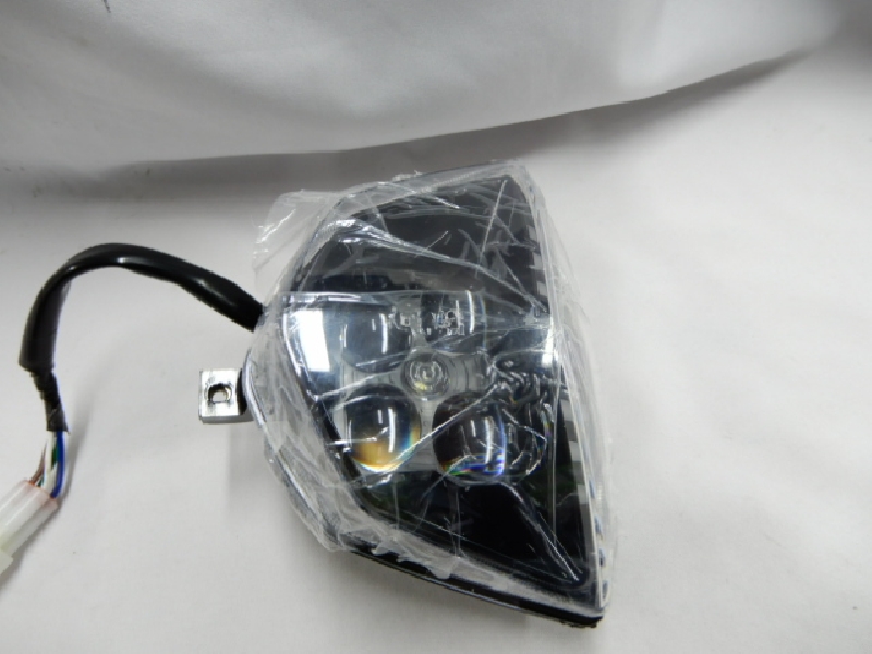 Regulmoto Sport 003 (с 2022 года) фара