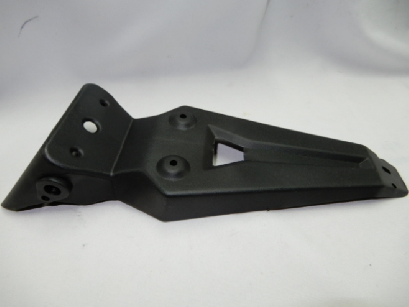 Regulmoto Sport 003 подкрылок задний (крепления для стоп сигнала 66 мм)