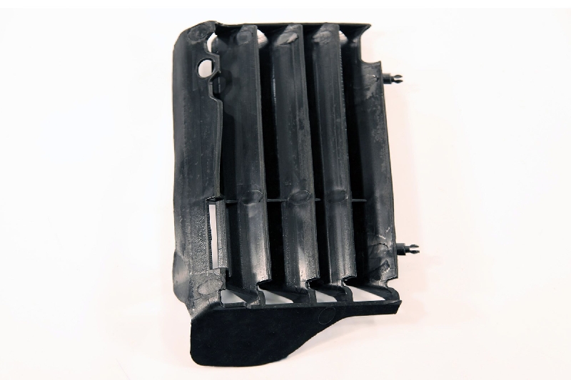 Защита радиатора BSE Z11 (с одной стороны)