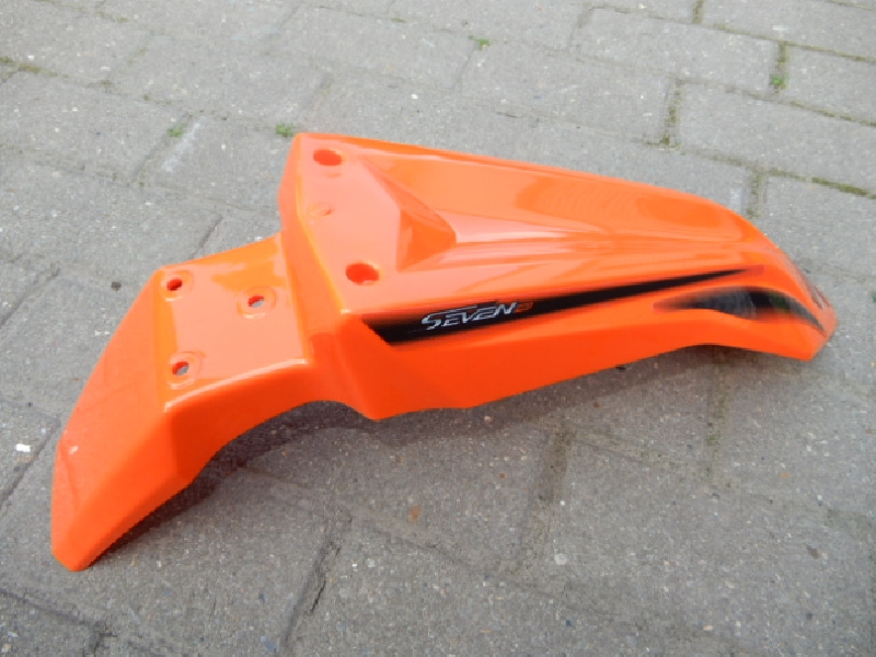 Переднее крыло Regulmoto Seven