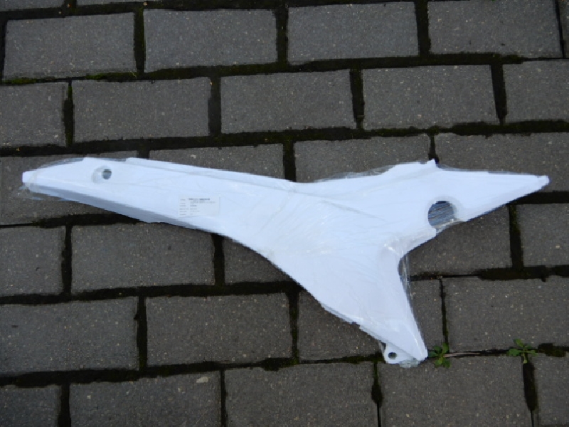 BSE M2,M4,M8 средняя задняя правая