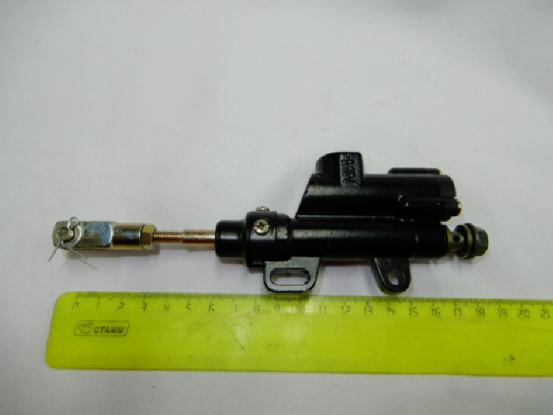 Задний тормозной цилиндр (на запчасти) как ремкомплект