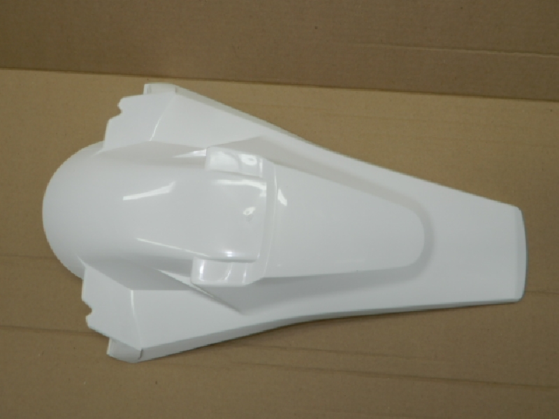 Крыло заднее GR7