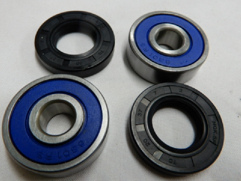 Подшипники и сальники для переднего колеса IRBIS TTR 250 кросс