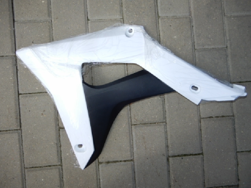 Пластик на бак левый Regulmoto CRZ 300