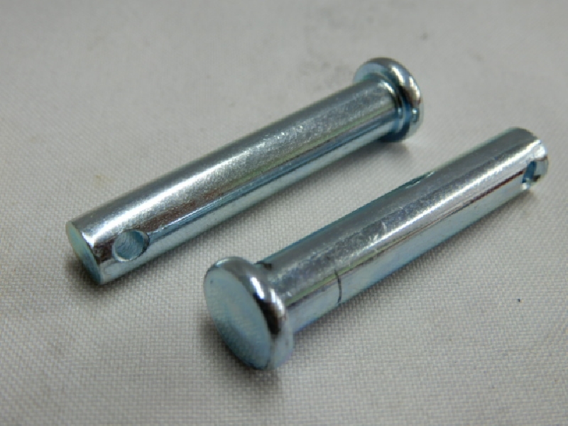 Направляющие оси (штифты)  2 шт для подножки водителя BSE (d=8 мм L= 42.5 мм)