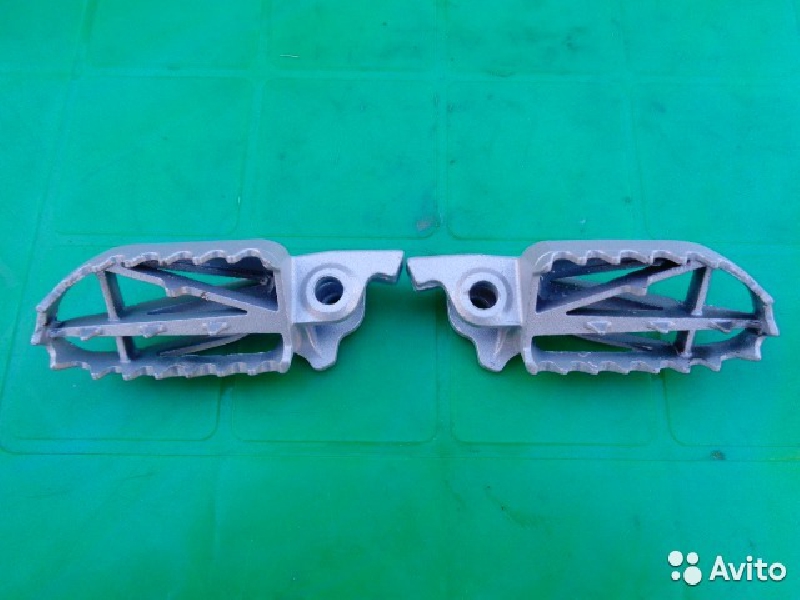 Подножки водителя Racer 250 XZR, Avantis FX250  (левая + правая)