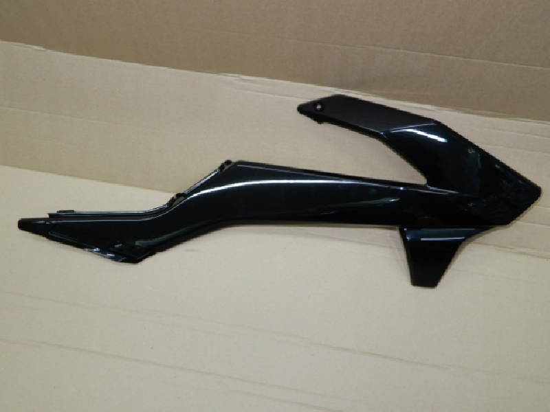 Пластик на бак правый BRZ X6, Avantis A5, A6