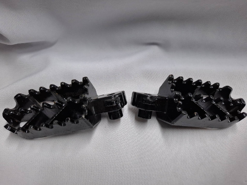 Подножки пассажира Regulmoto Allroad (левая + правая)