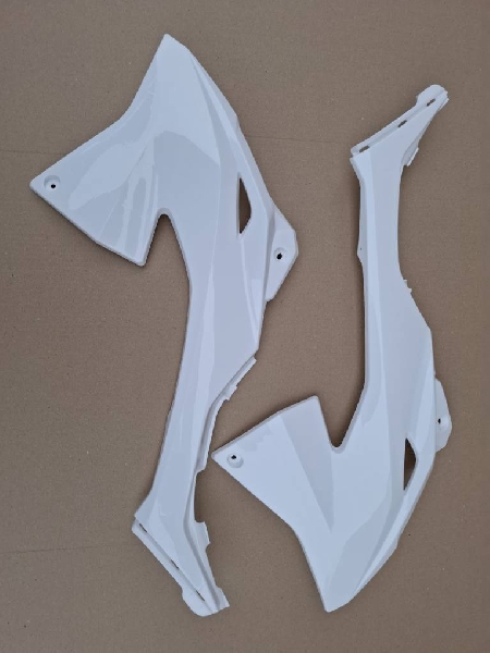 Пластик на бак Regulmoto Allroad (левый и правый)