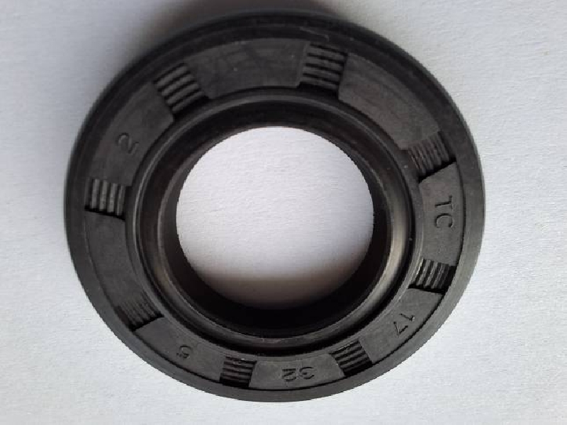 Сальник 17х32х5 прогрессии Motoland XR 250