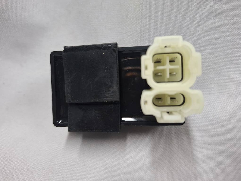 Коммутатор Regulmoto  (длина 6.5 см) (овальные фишки)