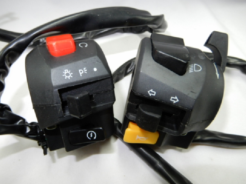 Пульты 2 шт VR-1 левый + правый