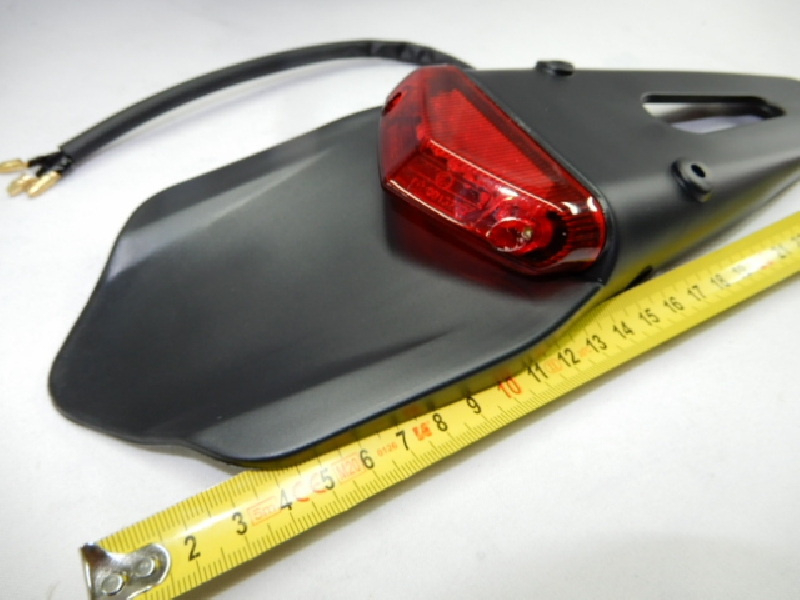 Стоп сигнал с крылом вместе