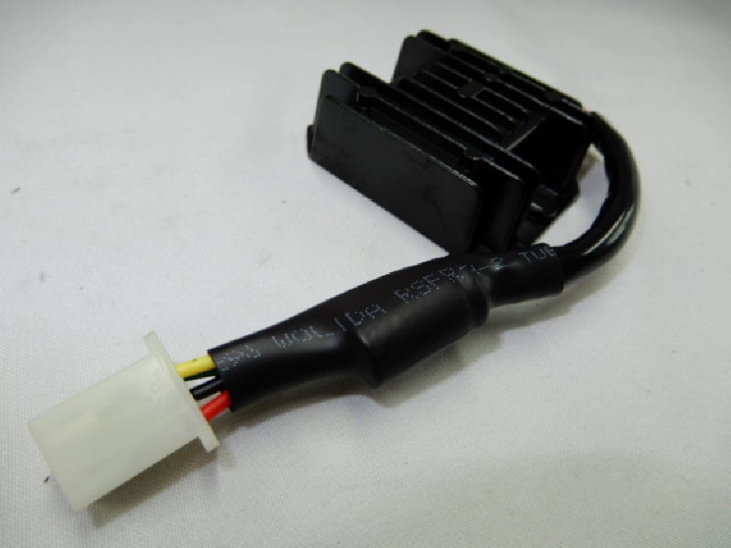 Реле регулятор Regulmoto Athlete, Sport 003 PR (папа 5 контактов) с конденсатором