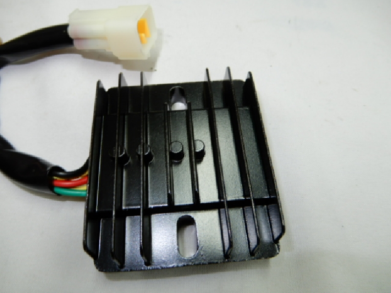 Реле регулятор Regulmoto CR-Z 300 (мама 6 контактов)